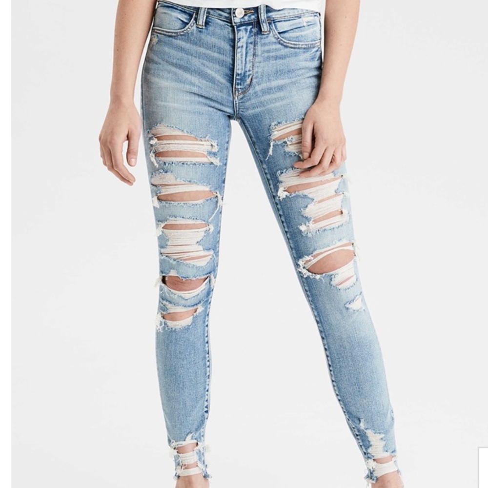 Ripped skinny jeans